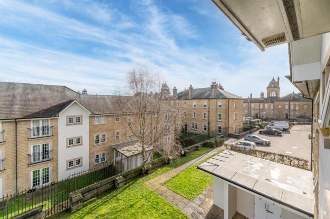 1 bed Apartment for sale Image 5