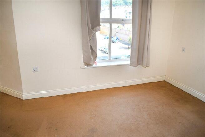 2 bed Apartment for sale Image 8