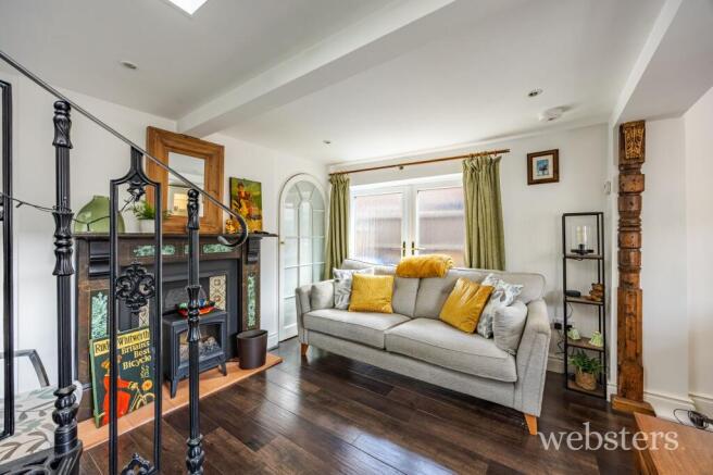 Kitchen / Lounge