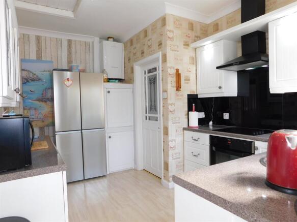 Kitchen 1