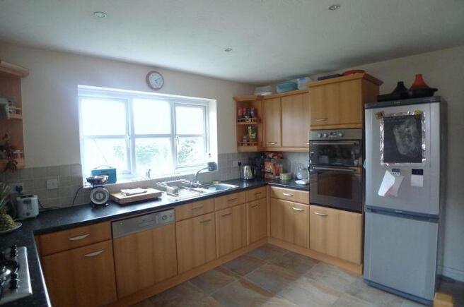 Kitchen/Dining