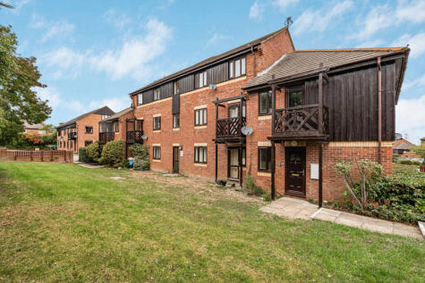 Roebuck Court, Didcot, OX11