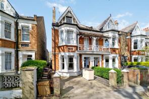 5, Thornton Avenue, Chiswick, London W4 1QE