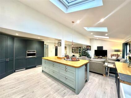 Wincombe Road, Badbury Park, Swindon, SN3