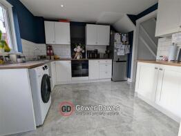 47, Harding Road, Chadwell St Mary RM16 4XD