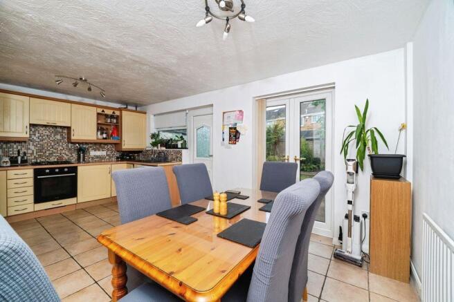 Kitchen-diner