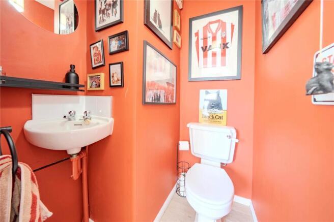 3 bed Semi-Detached for sale Image 12
