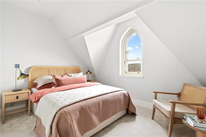 2 bed Penthouse for sale Image 6