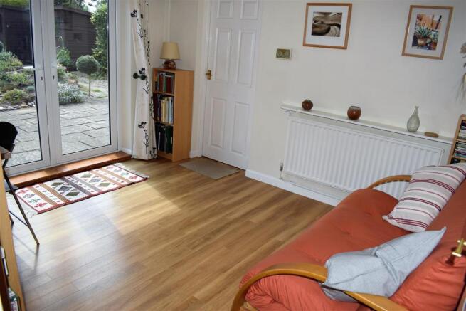 SITTING ROOM / STUDY/BEDROOM