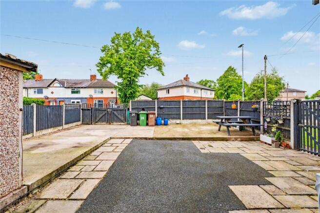 3 bed Semi-Detached for sale Image 9