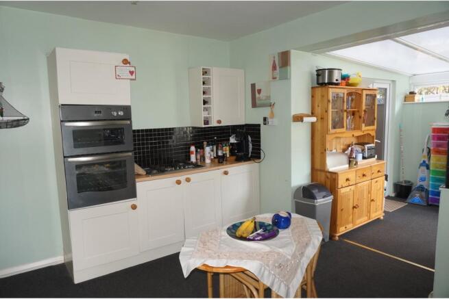 Kitchen / Breakfast