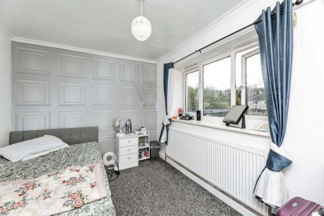 3 bed Semi-Detached for sale Image 9