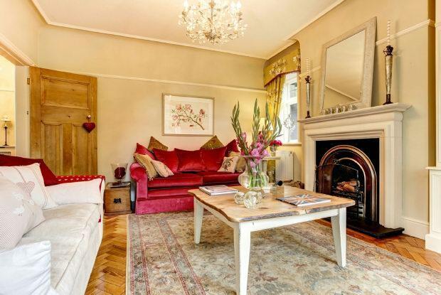 DRAWING ROOM PHOTO 2