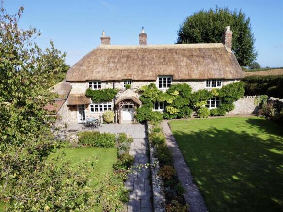 dji_fly_20250925_111524_194_1758796261424_photo_op