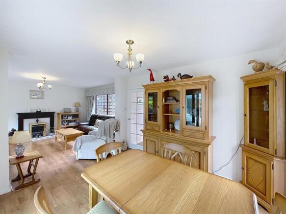 De Montfort Road, Kenilworth photo 4