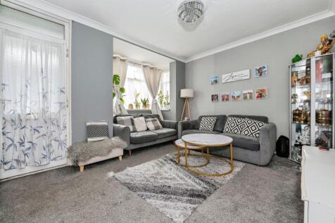 Rosedale Road, Grays