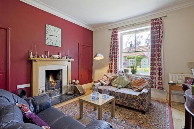 7 bed Character Property for sale Image 10