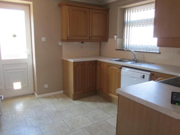 Wordsworth Road, Bedworth, Warwickshire photo 4