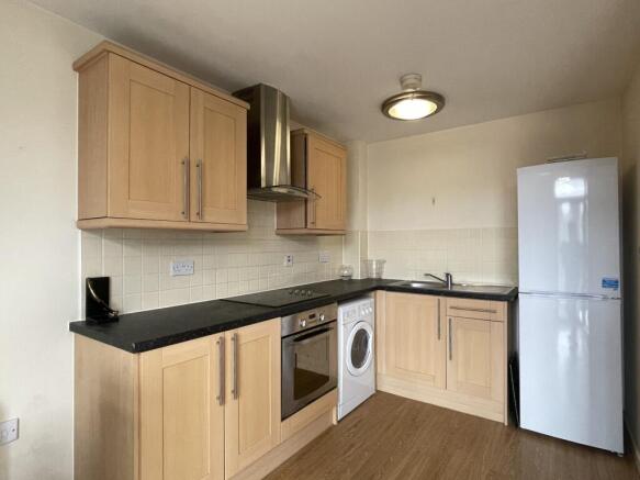 1 bed Apartment to rent Image 5