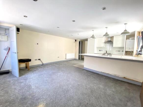 Sterling House, 41 London Street, Surrey, KT16 8AP photo 5