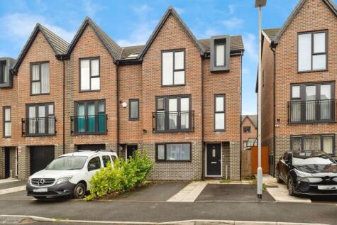 Guardsman Tony Downes Way, Droylsden, Manchester, Greater Manchester, M43