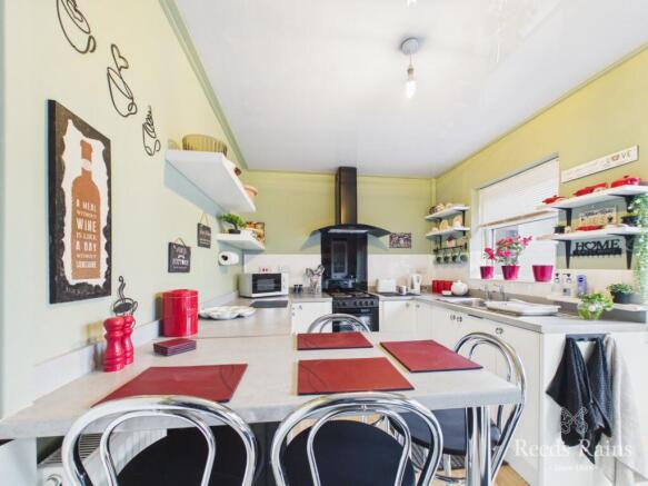 Kitchen/Dining Room