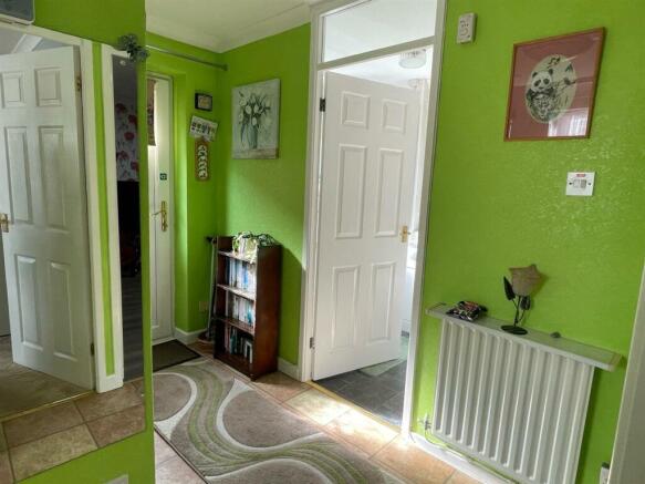 Hallway.jpg