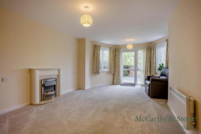 8708209-interior08-800.jpg