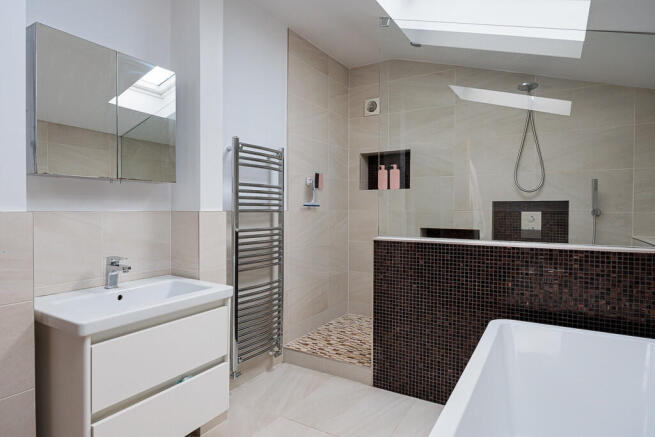 yew_tree_house_23
