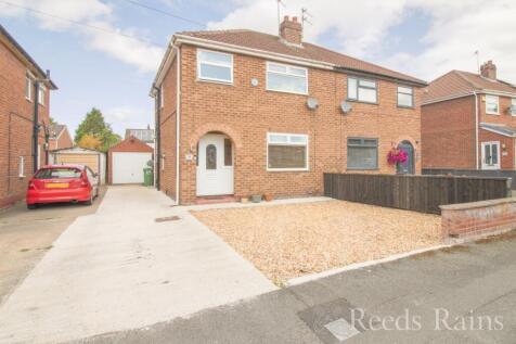 Heywood Road, Great Sutton, Ellesmere Port, Cheshire, CH66
