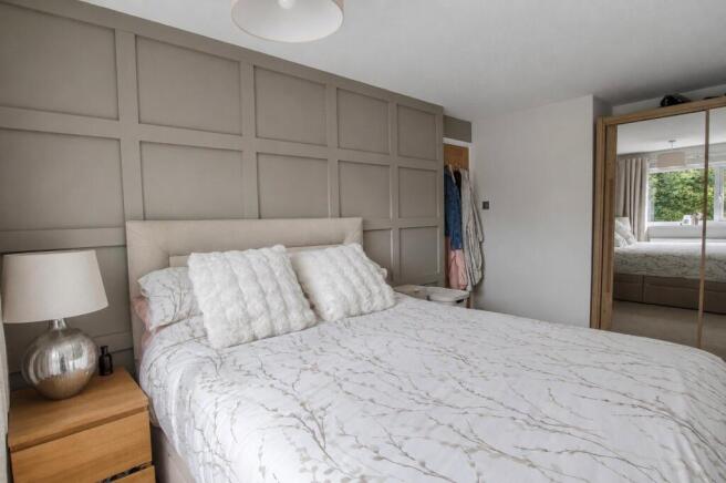 3 bed Semi-Detached for sale Image 9