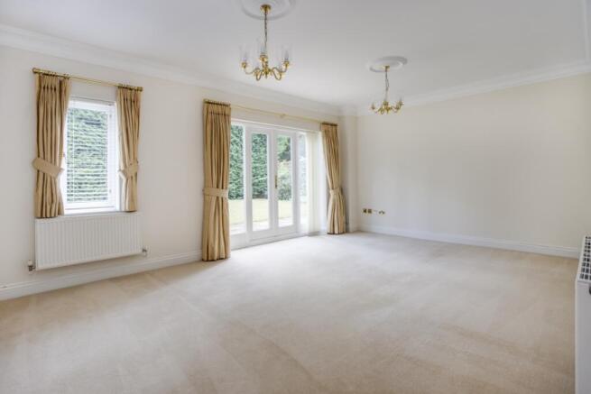 Living room 2