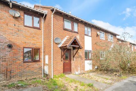 Farndell Close, CHICHESTER, West Sussex, PO19