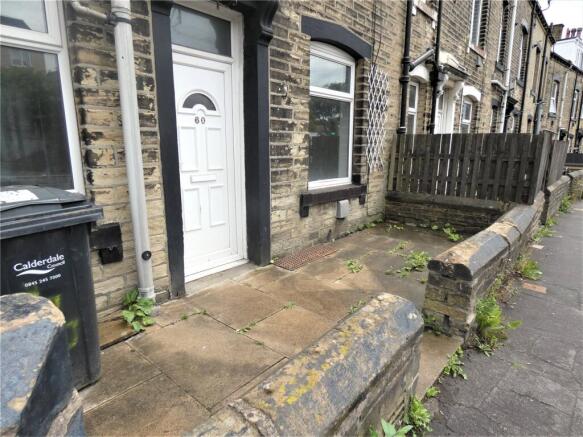 2 bed Terraced to rent Image 10