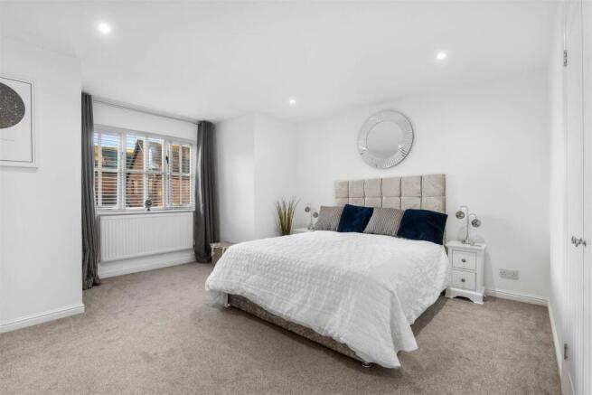 30 Russell Close - Master Bedroom (brochure).jpg