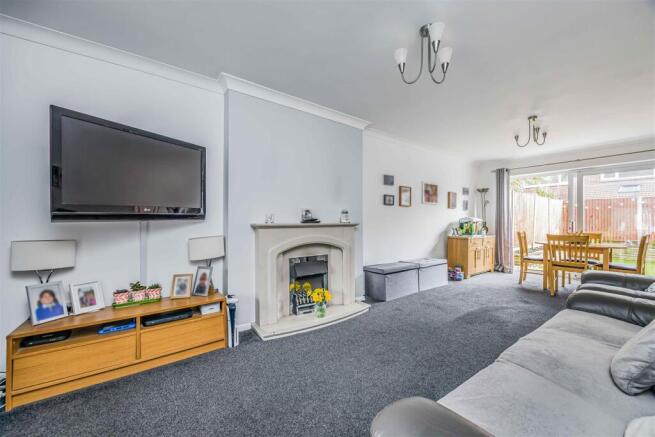 11 Whimbrel Close, Southsea-Small-PorticoMarketing