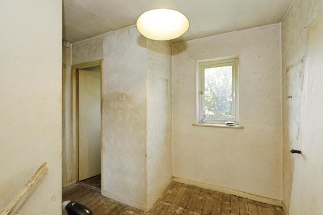 3 bed Terraced for sale Image 9