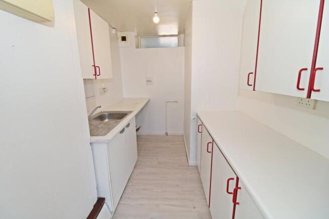 Hayesford Park Drive, Bromley, BR2 photo 4