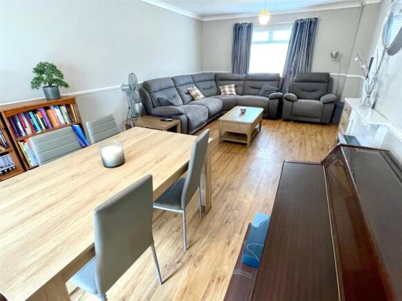 Lounge Dining Room