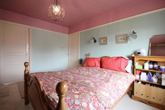 Main Bedroom 