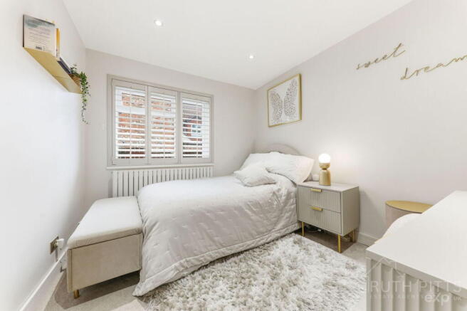 3 bed Detached Bungalow for sale Image 12