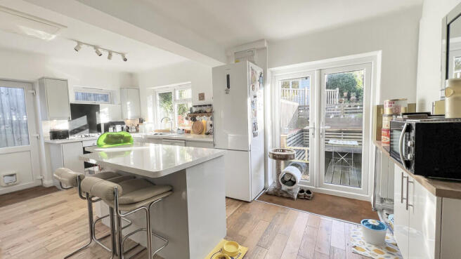 Kitchen/dining ro...