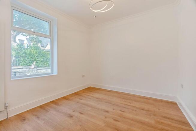 4 bed End of Terrace for sale Image 4