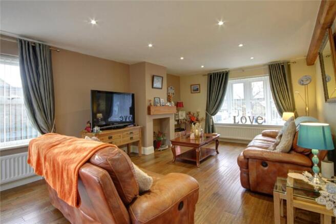 Living Room Pic 2