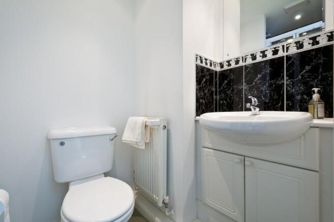 Guest En-Suite