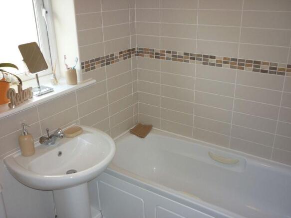 Family Bathroom 