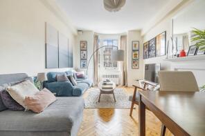 25, Princess Court, Queensway, London W2 4RB