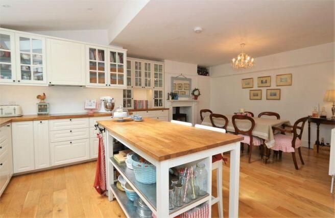 Kitchen dining...