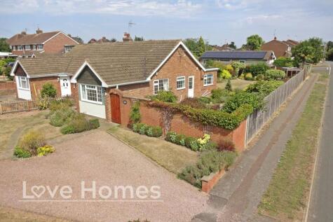 Elmwood Crescent, Flitwick