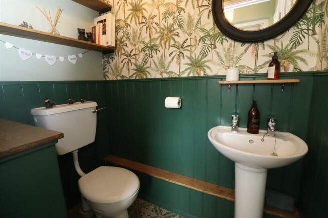 Ground Floor Cloakroom / WC